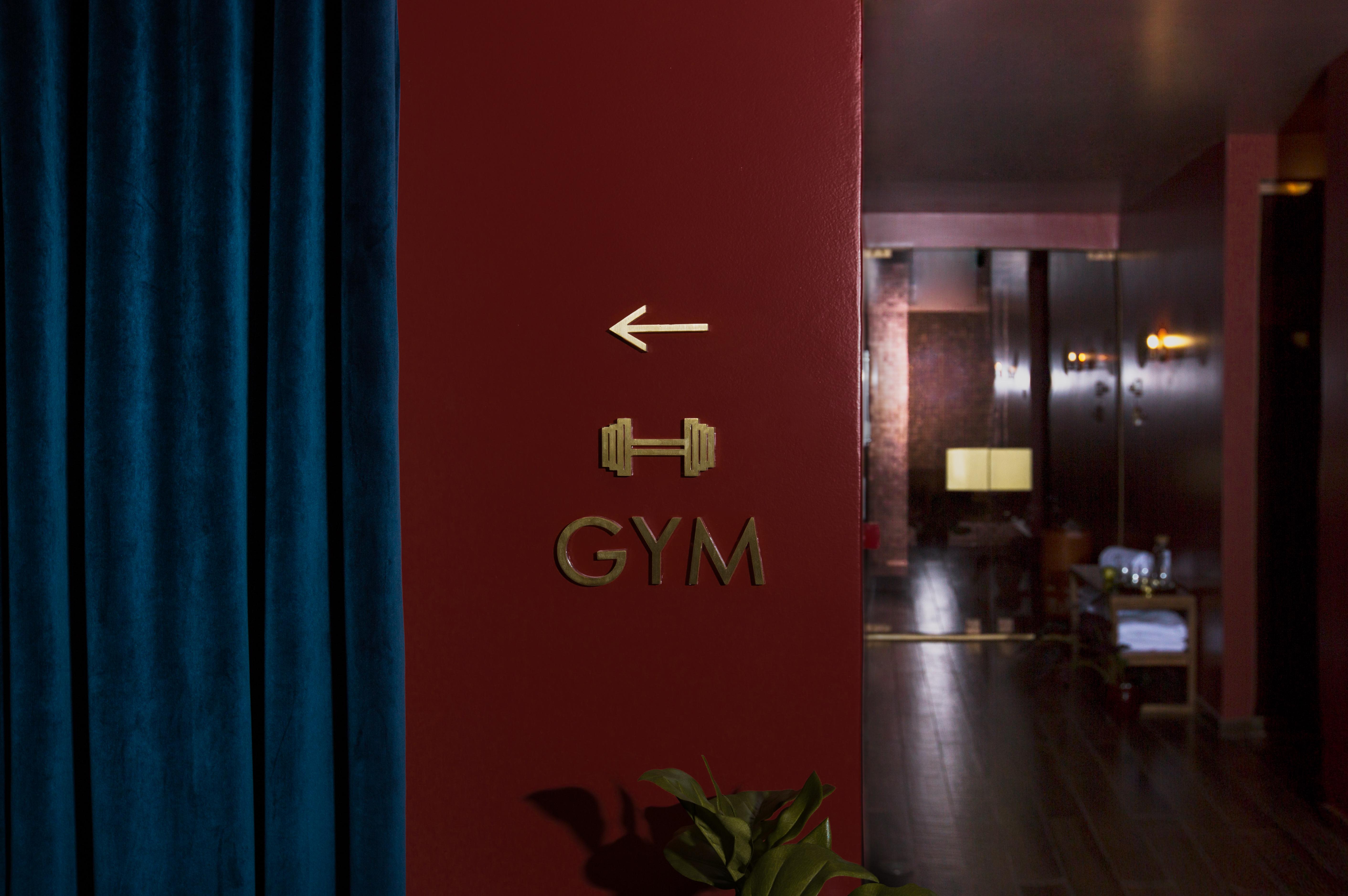 The Vintage Hotel & Spa Lisbon Luaran gambar The gym at the Standard London
