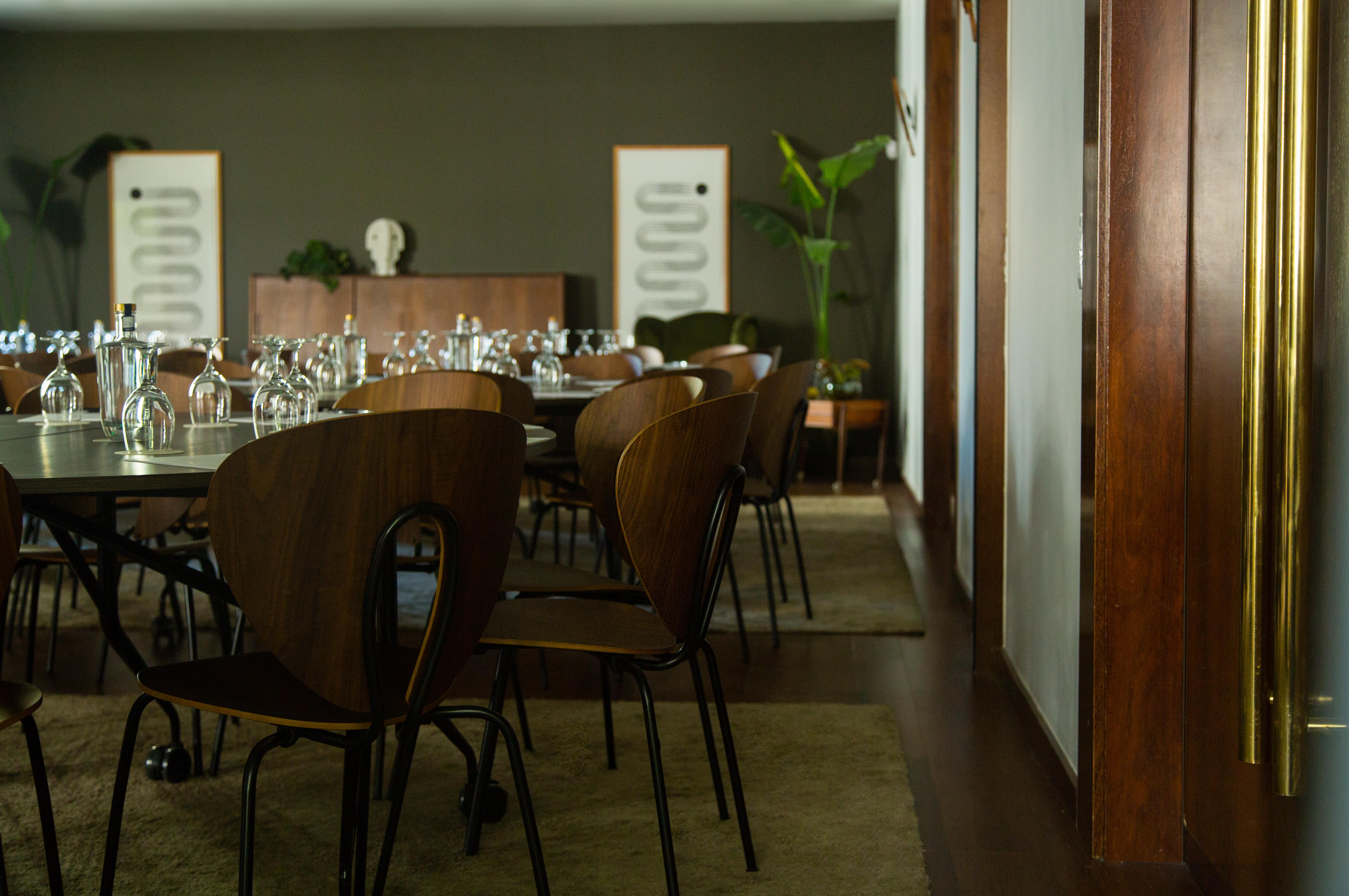 The Vintage Hotel & Spa Lisbon Luaran gambar The tasting room at the Royal Navy Rum Society