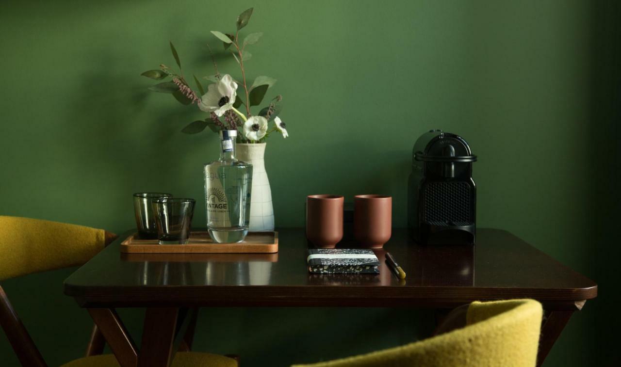 The Vintage Hotel & Spa Lisbon Luaran gambar A Nespresso machine